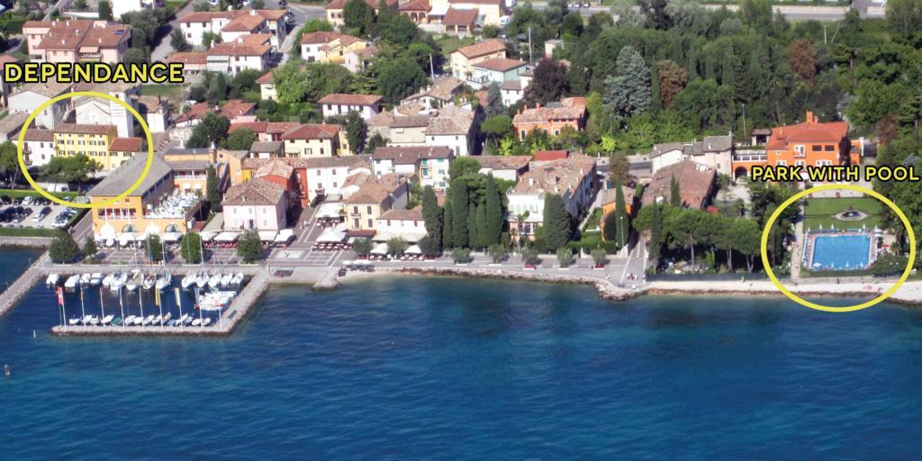 Hotel Vela D'Oro Dependence Bardolino Exterior photo